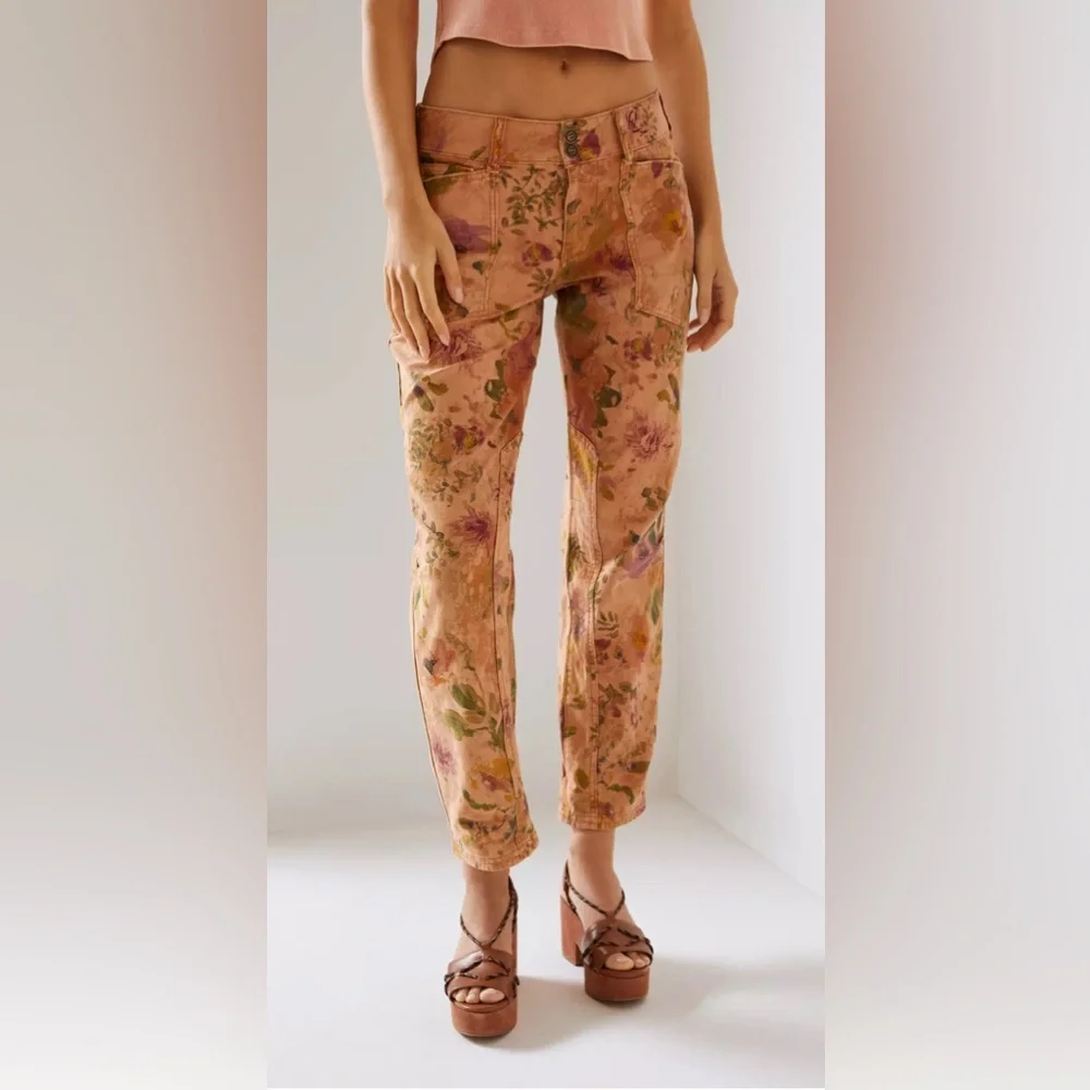 Anthropologie Pilcro The Wanderer Low-Rise Pants Peach Floral Pattern 28 - Picture 3 of 8